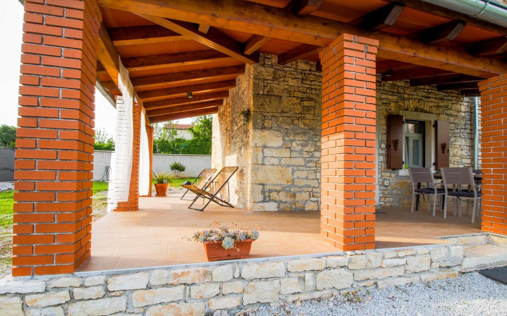 Holiday Home Zora Вишнян Екстер'єр фото
